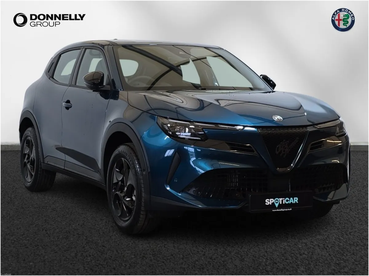 Alfa Romeo Junior Hatchback - Image 1