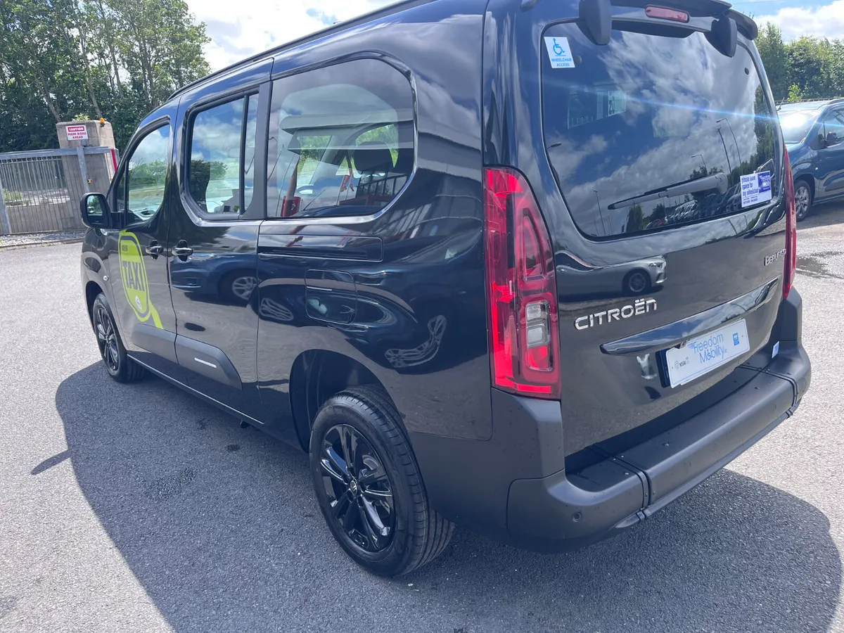 Citroen Berlingo Auto WAV Taxi Spec - Image 4