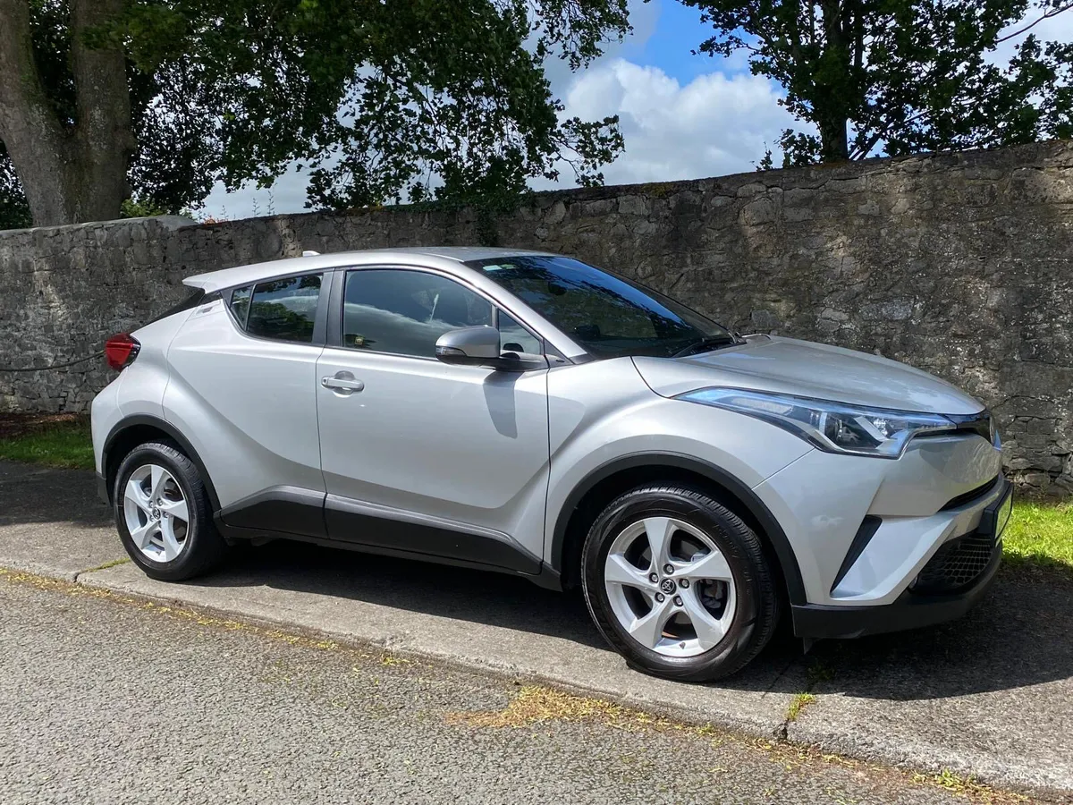 TOYOTA CHR 1.2 LUBA - Image 1