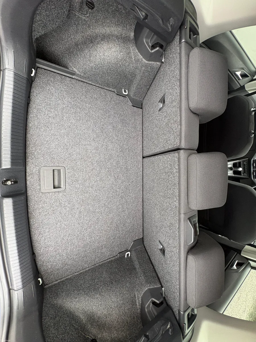 VOLKSWAGON POLO - Image 5