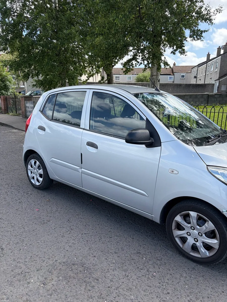 Hyundai i10 - Image 2