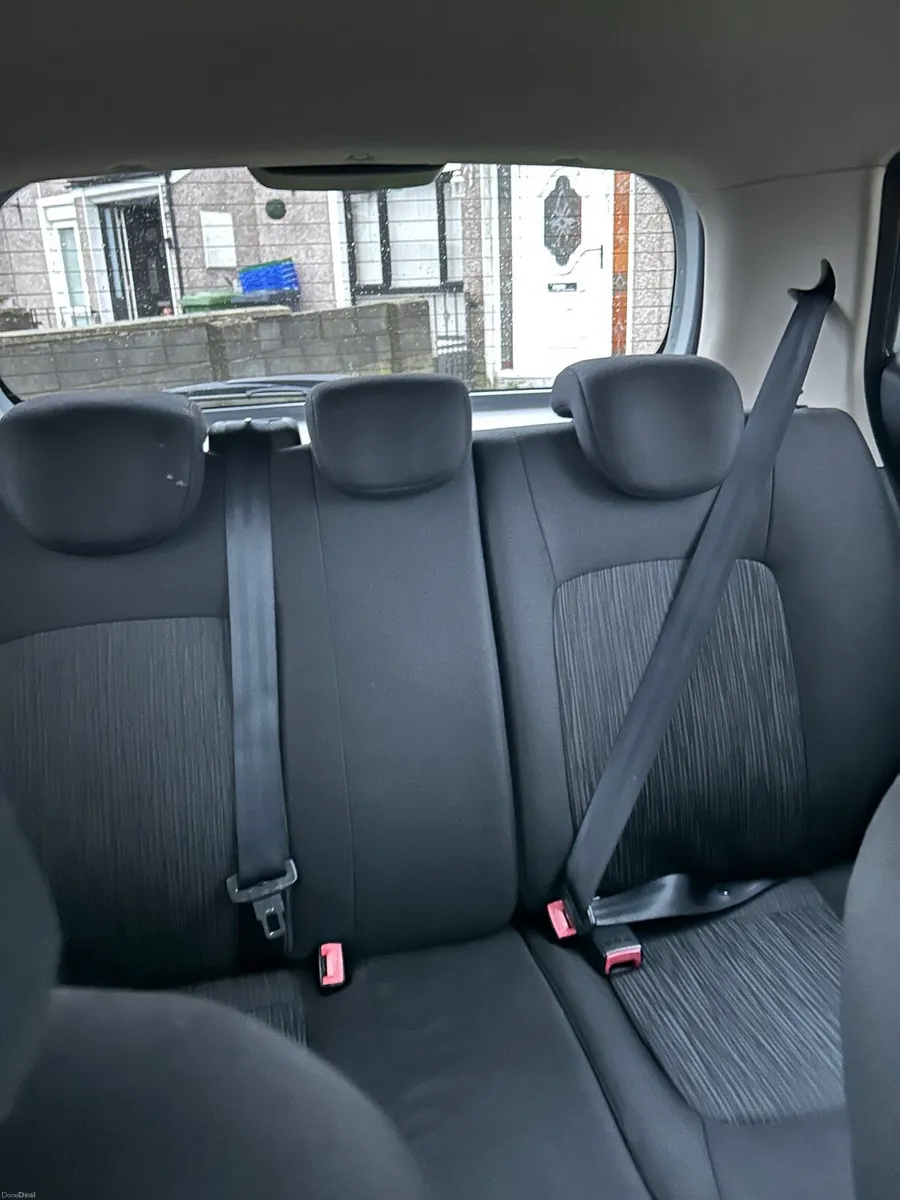 Hyundai i10 - Image 4