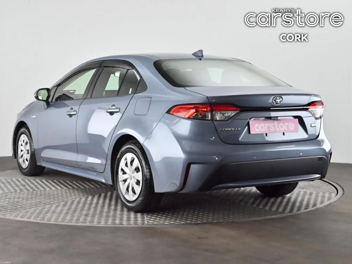Toyota Corolla 1.8 Hybrid Auto - Image 3