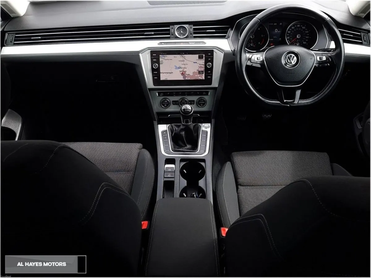 Volkswagen Passat **HEATED SEATS**COMFORTLINE**1.6 - Image 2