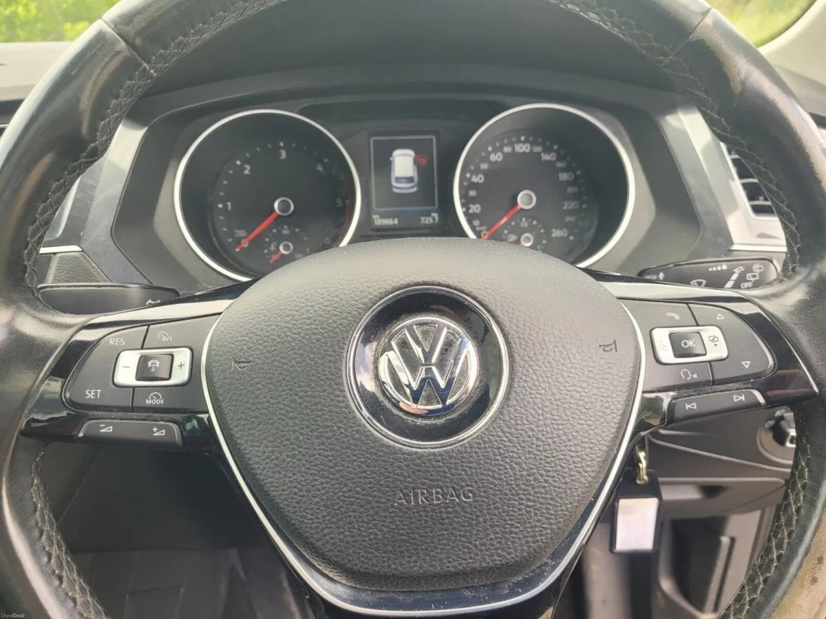 Volkswagen Tiguan CL 2.0 TDI 115BHP 6SPEED 115BHP* - Image 6