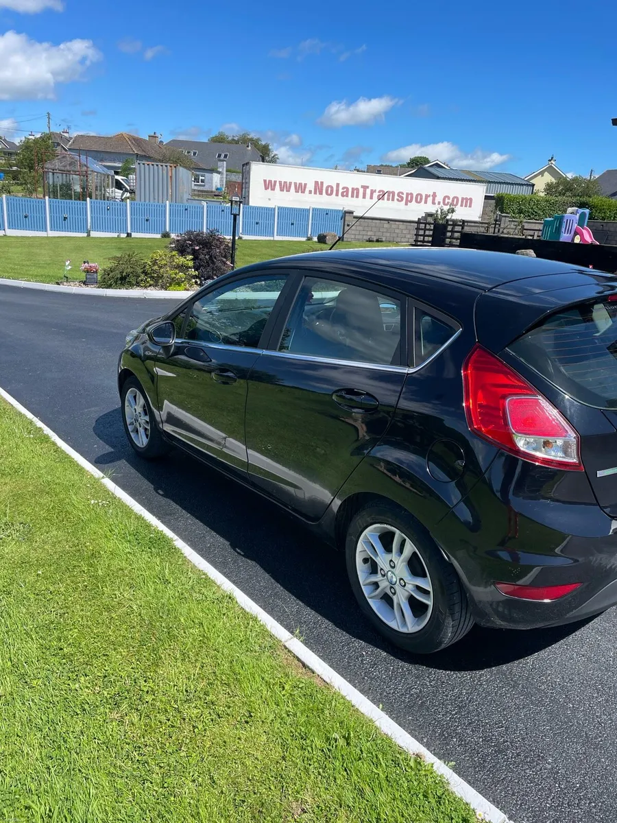 Car - Image 5