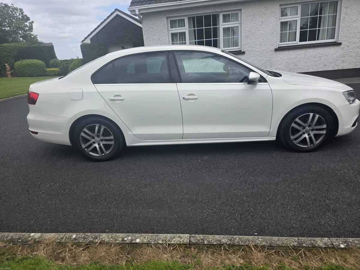 VOLKSWAGON JETTA 1.6TDI..SPORT...NEW NCT - Image 2