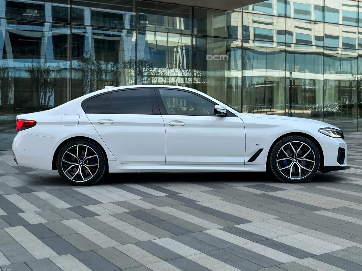 BMW 530e G30 LCI M Sport iPerformance - Image 5
