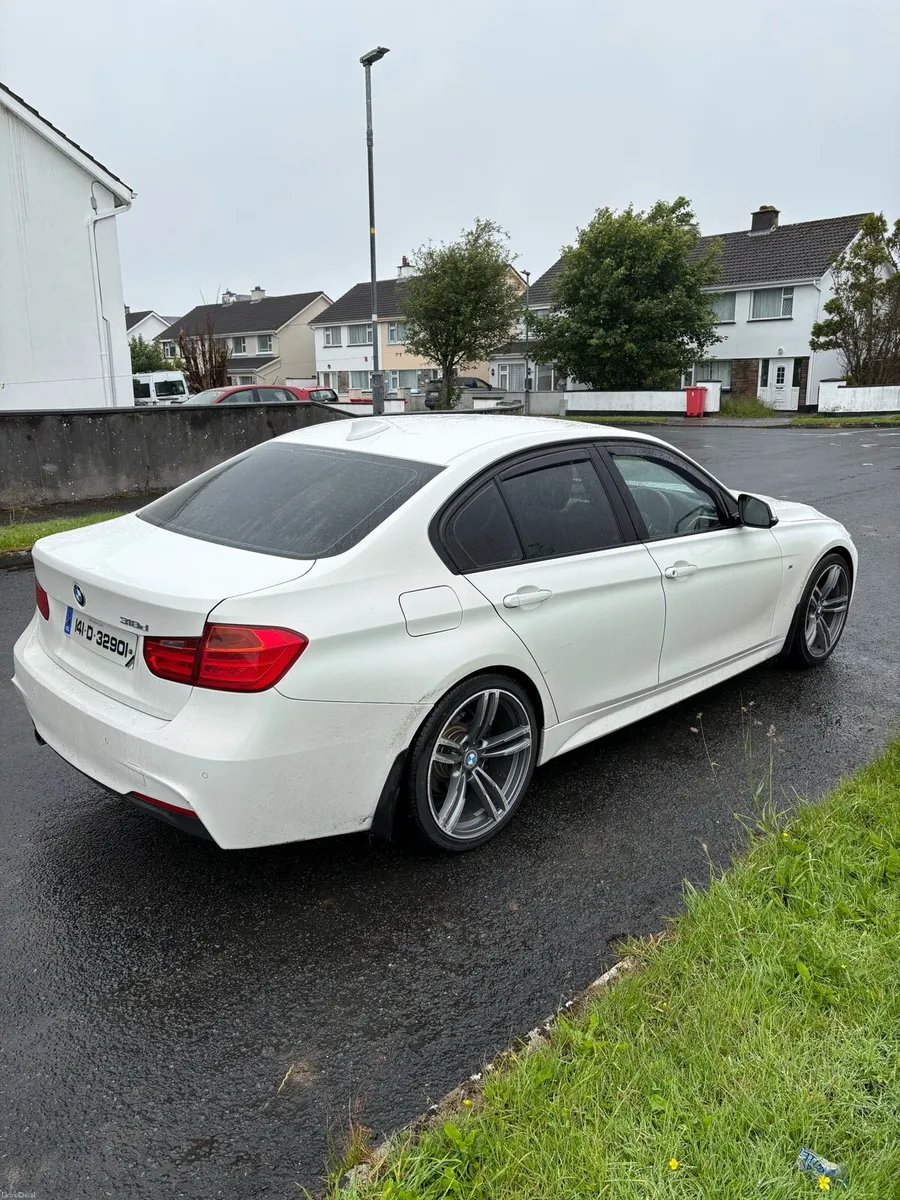 BMW 318d m sport - Image 6