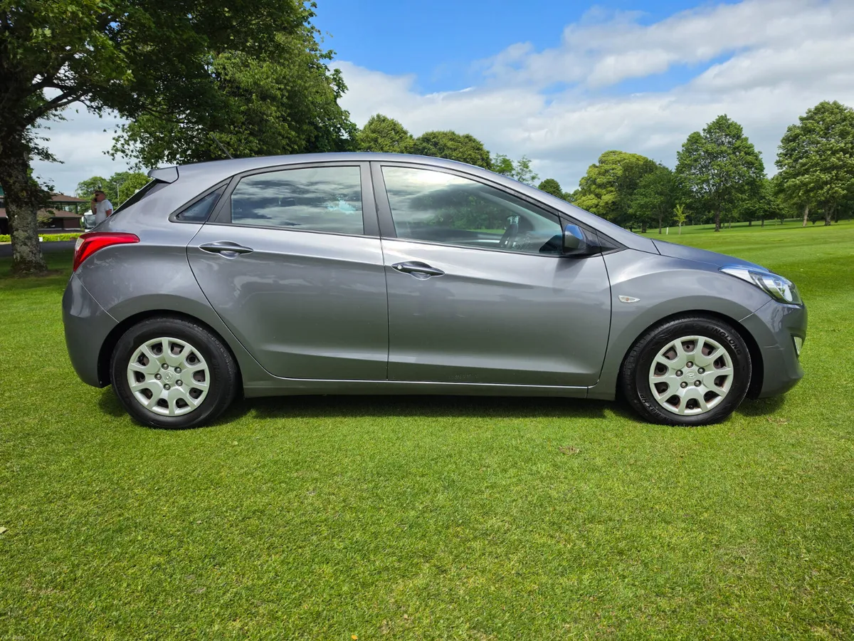 Hyundai i30  New NCT today taxed until 2027 ! - Image 4
