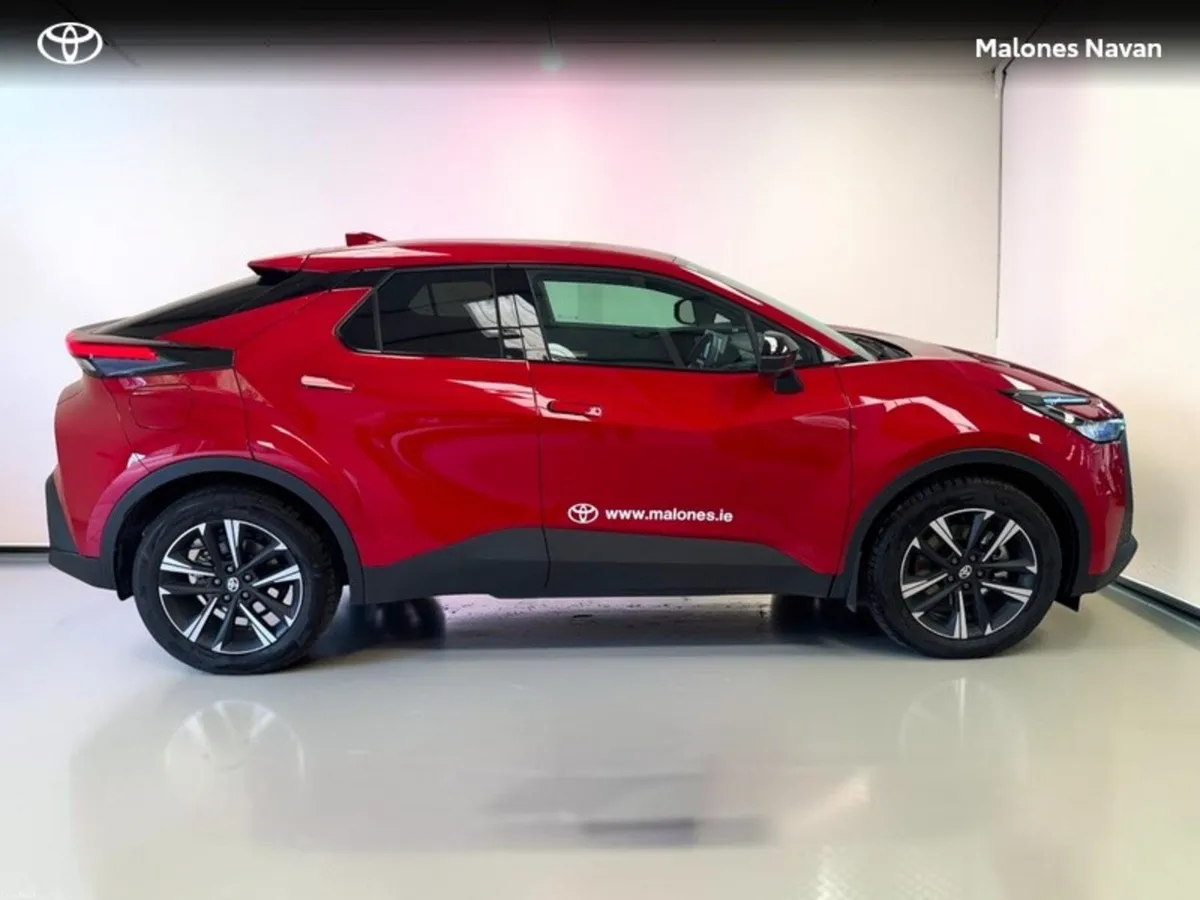 Toyota C-HR C-HR PHEV SPORT - Image 3