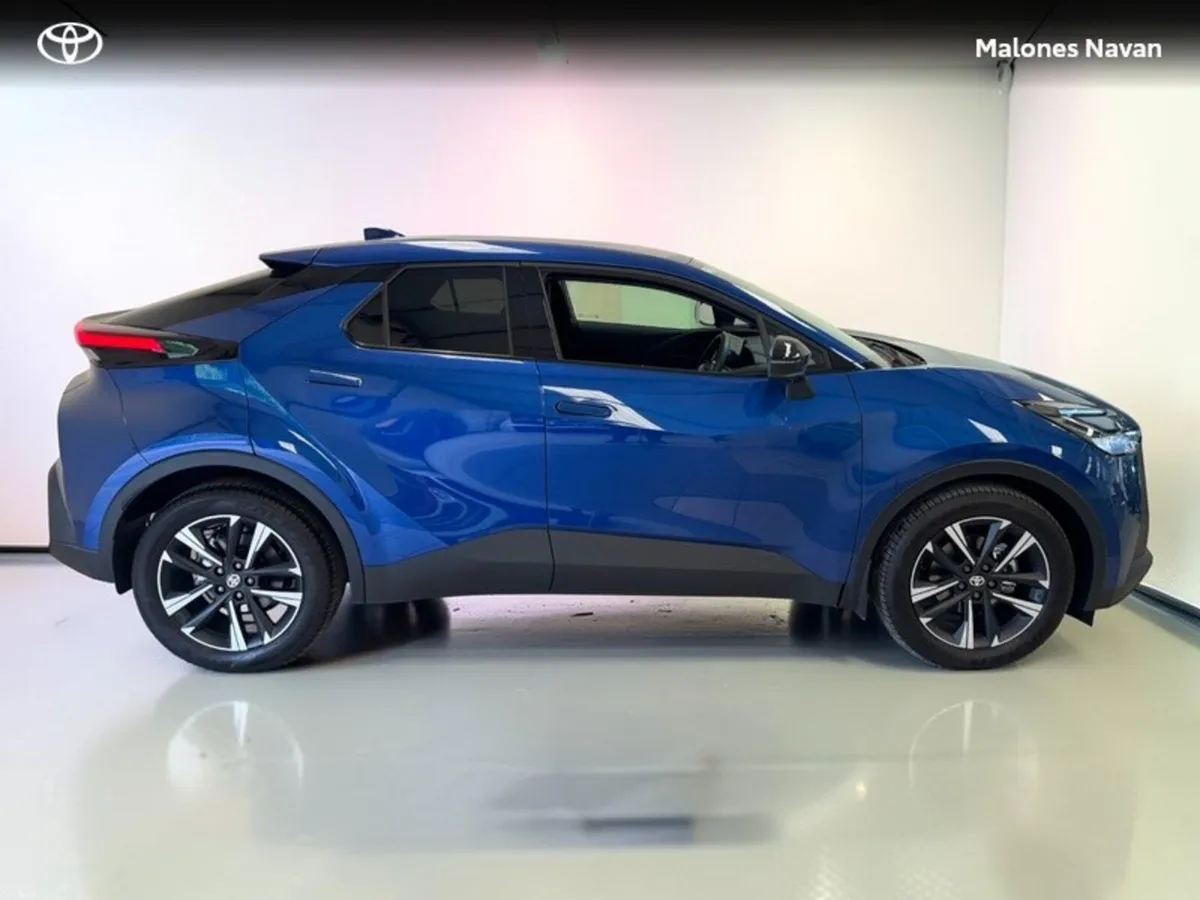 Toyota C-HR C-HR HEV Sport - Image 3