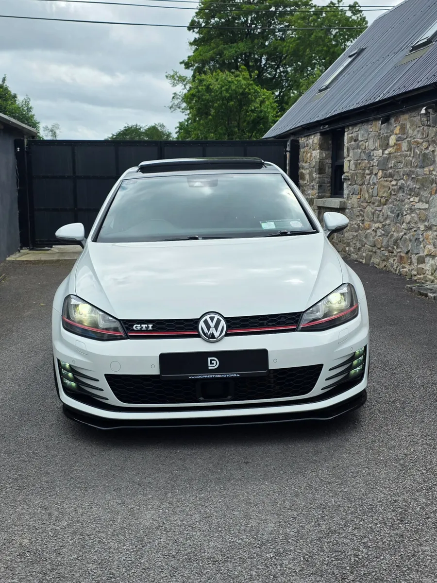2015 VOLKSWAGEN GOLF GTI DSG AUTO - Image 2
