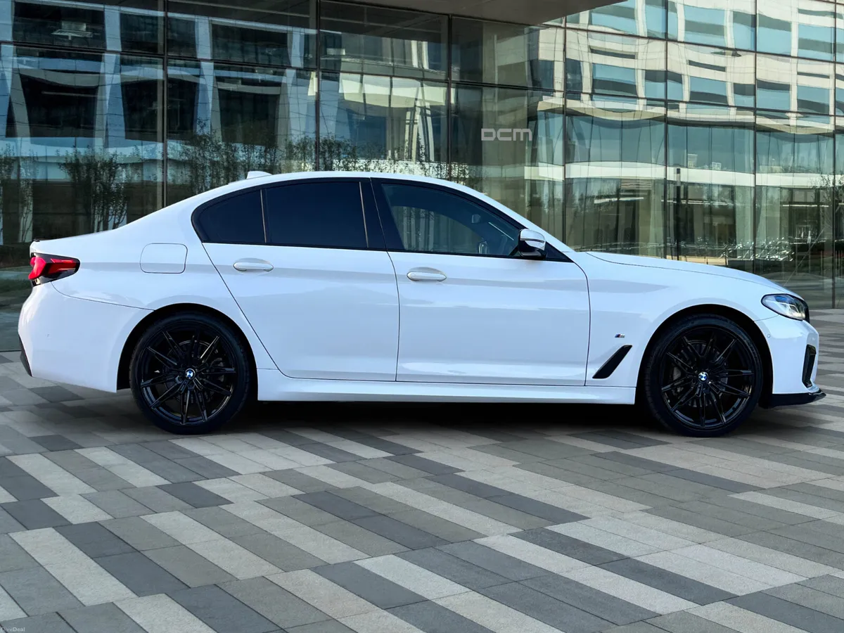 BMW 530e G30 LCI M Sport Joy Plus Edition - Image 5