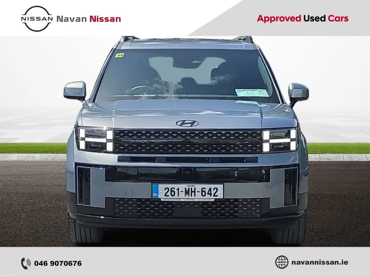 Hyundai Santa Fe 1.6 PHEV 4WD Premium *EX DEMO* - Image 3