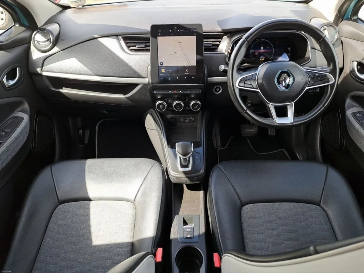 Renault Zoe R135 Z.E 50 GT Line CCS Rapid charge - Image 4