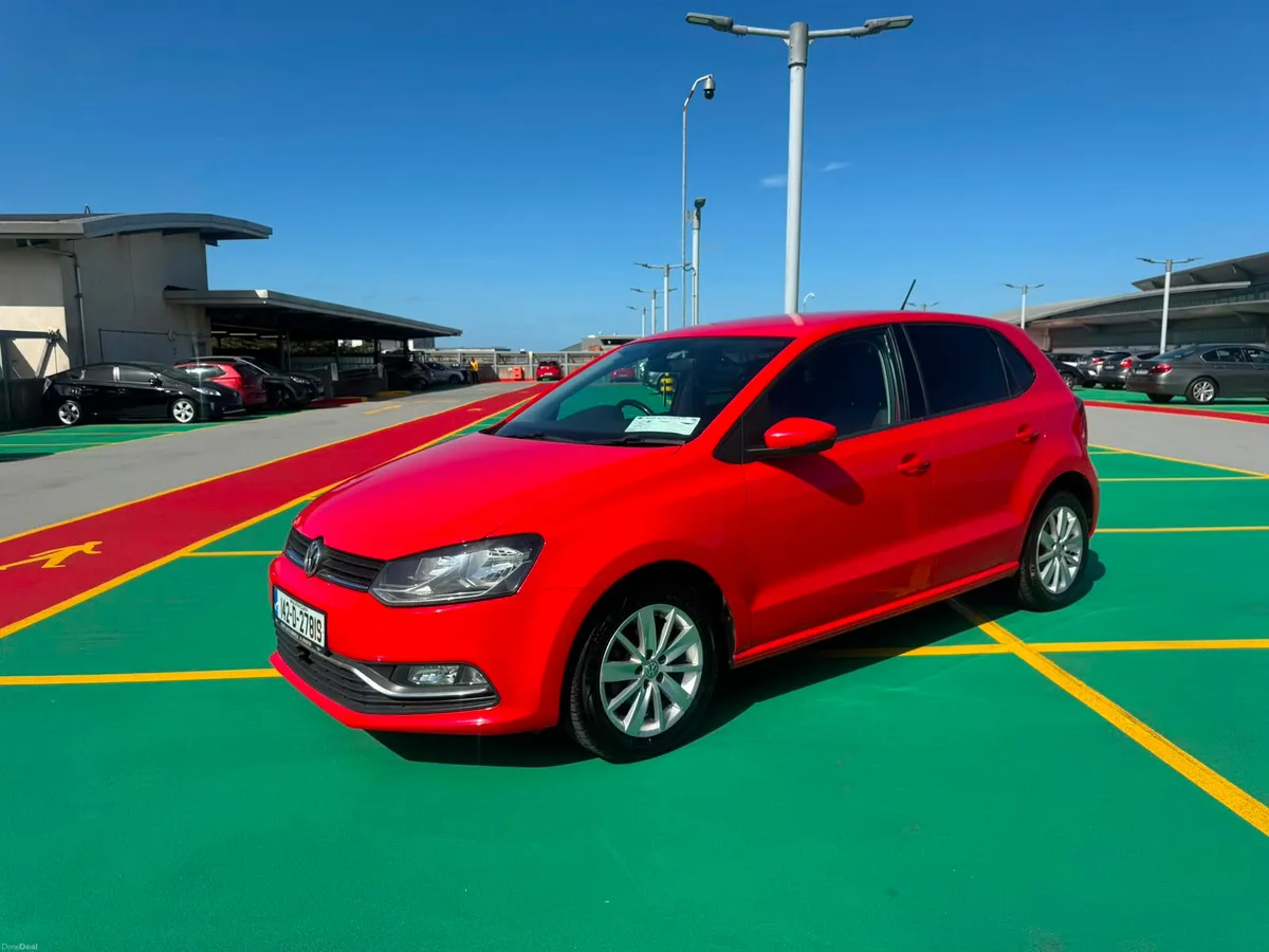 142 Volkswagen Polo 1.2 AUTO - LOW MILEAGE - Image 5