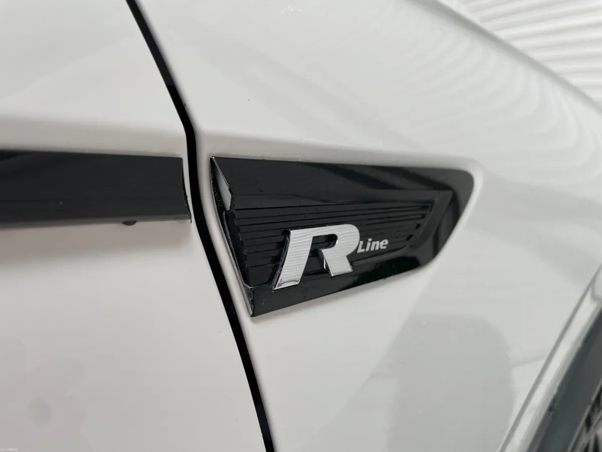 Volkswagen Tiguan 2019 R-Line All Space 7 Seater - Image 6