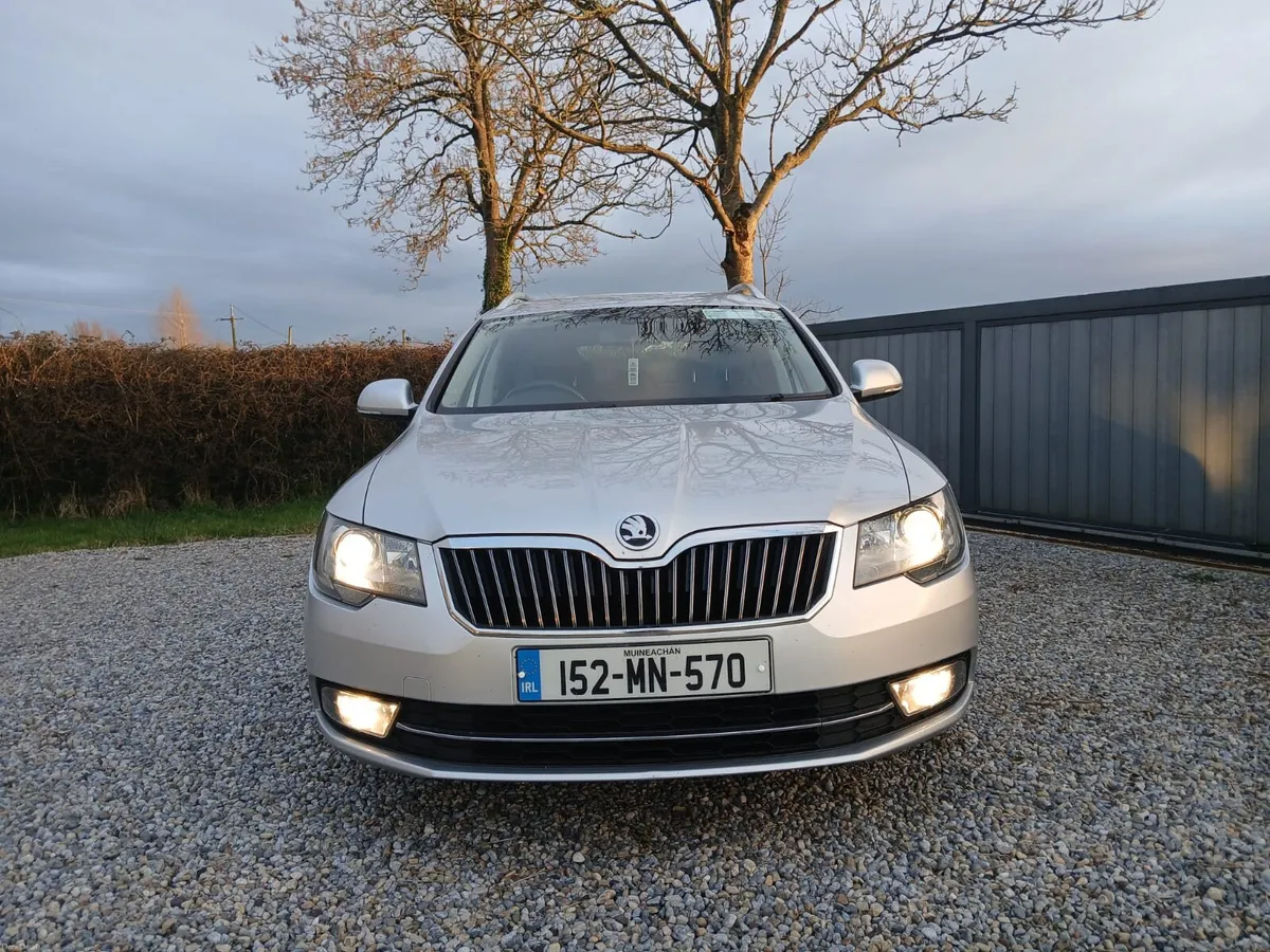 SKODA SUPERB 2.0 TDI BUSINESS EDITION - Image 2
