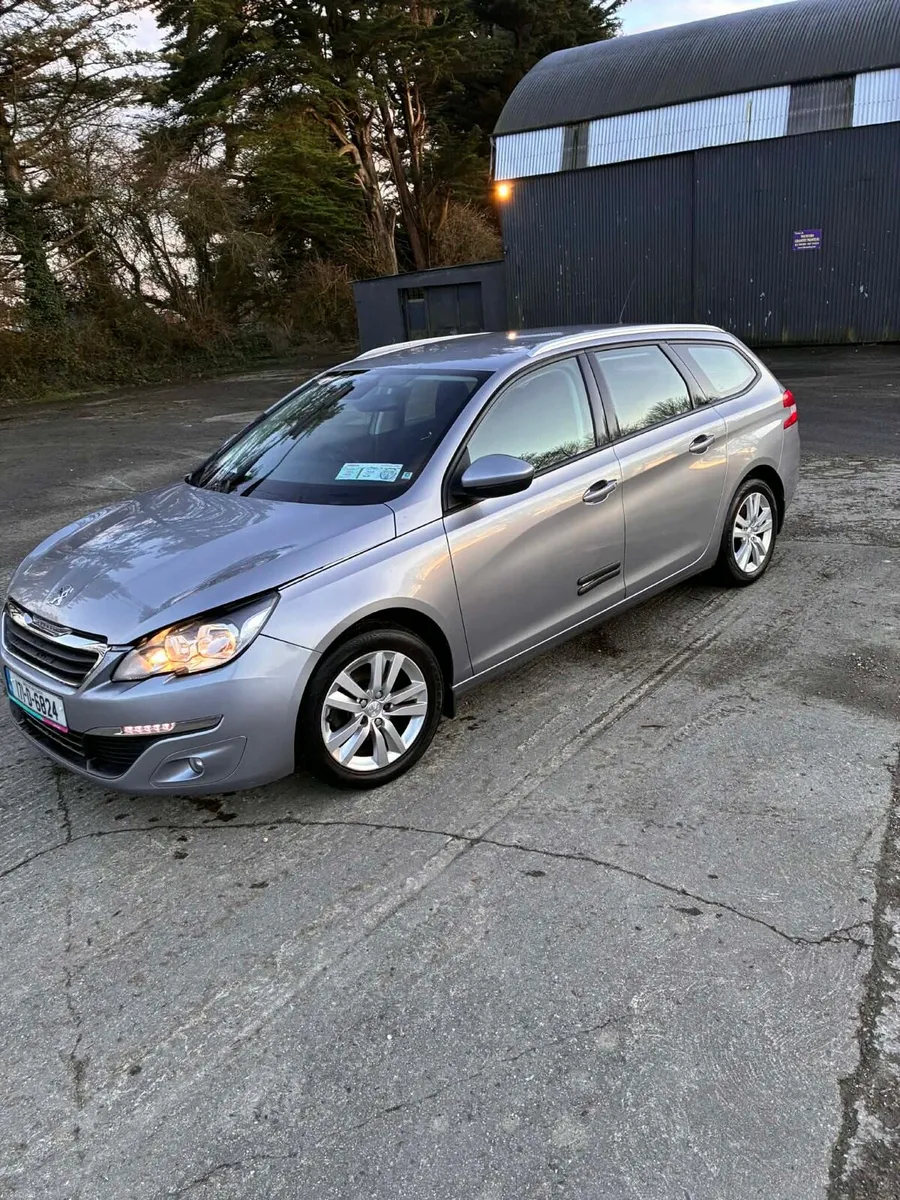 Peugeot 308 - Image 4