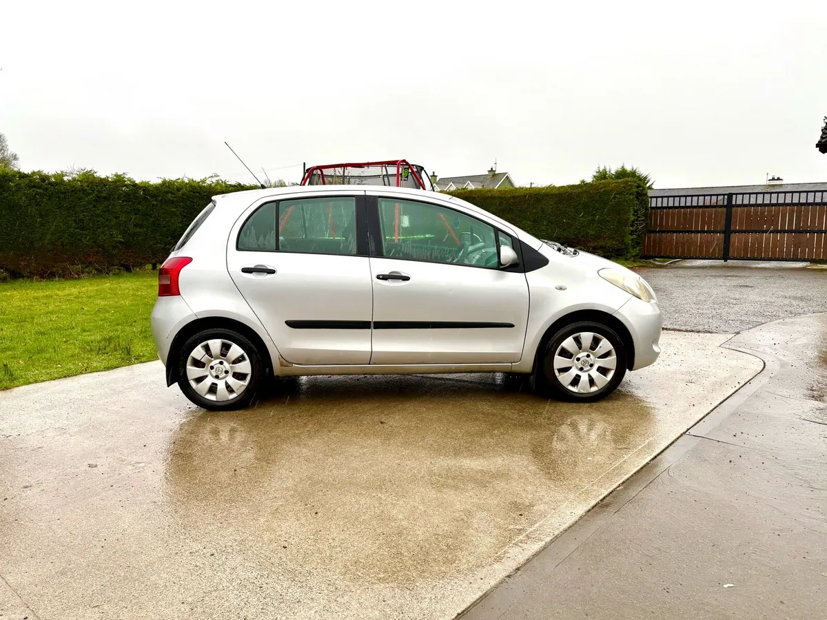 TOYOTA YARIS NCT 11/26 - Image 2