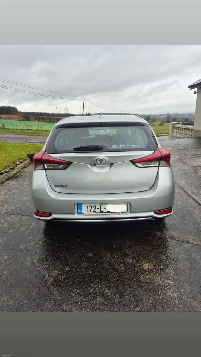 172 Toyota Auris - Image 4