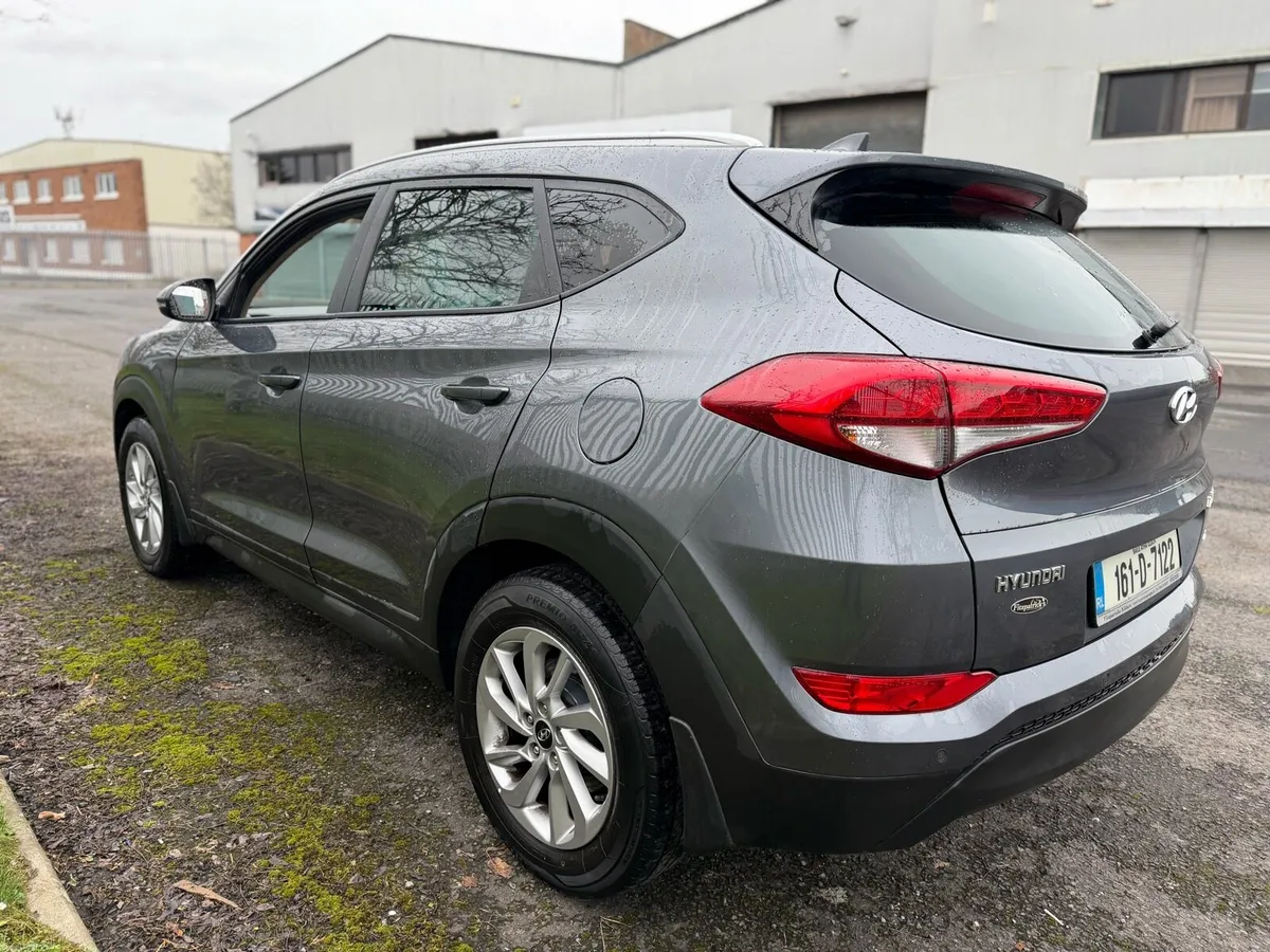 2016 Hyundai Tucson Automatic Premium Edition - Image 3