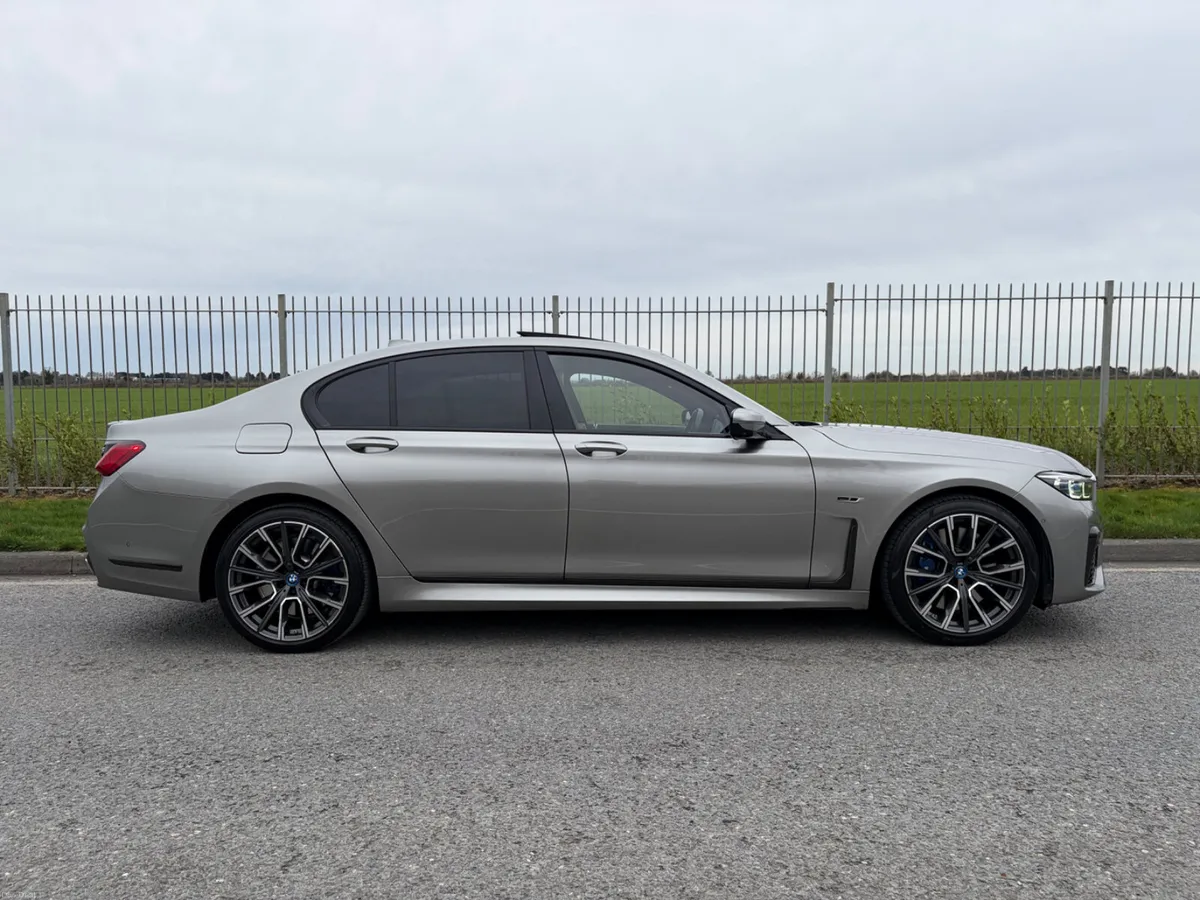 2022 BMW 745 M-Sport - 1 Owner Irish Car - Image 5