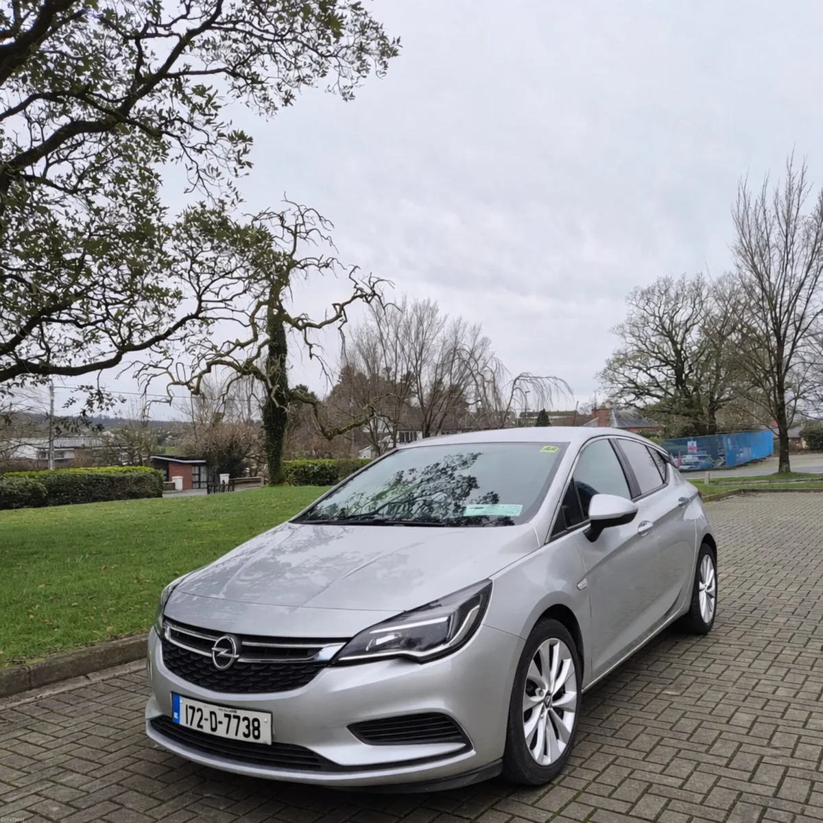 2017 Opel Astra - Image 1