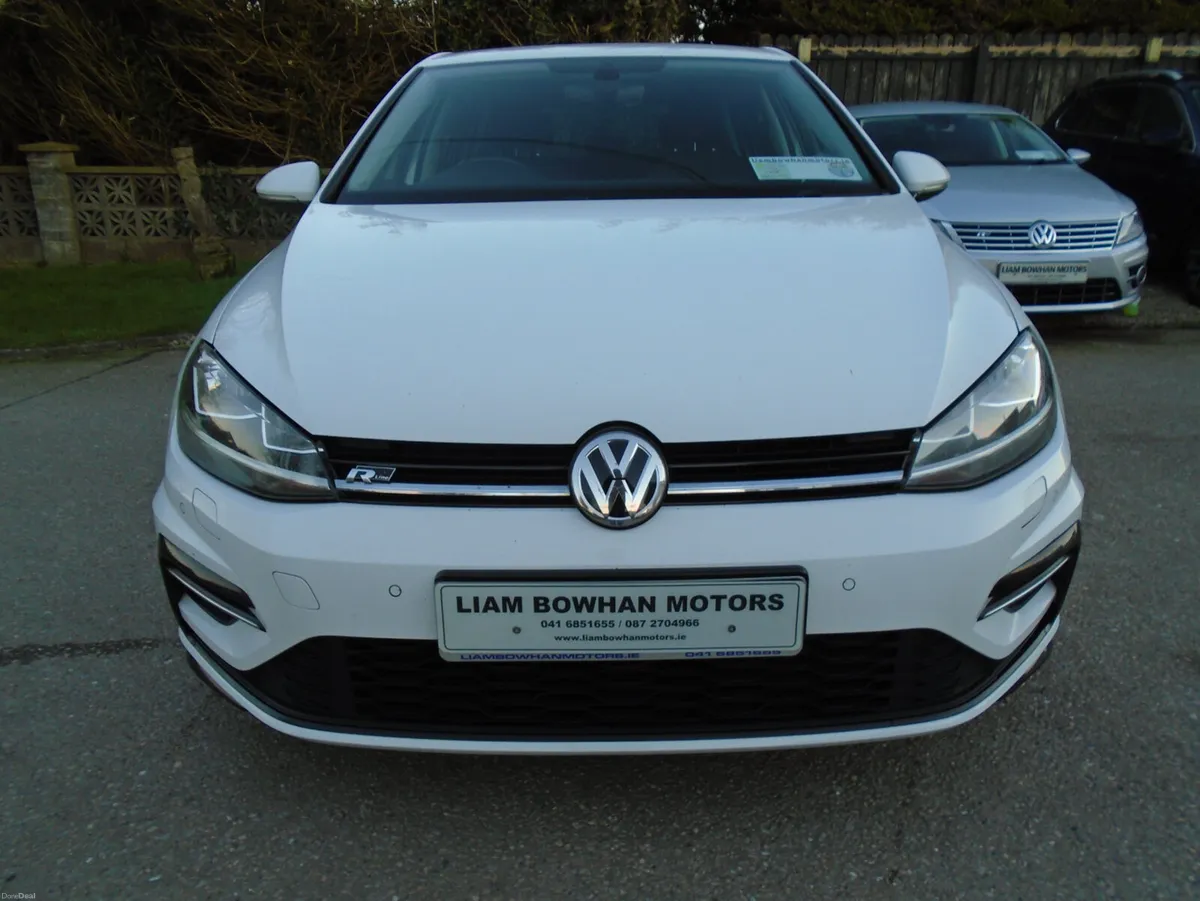 Volkswagen Golf 2018,R-line,1.6-tdi,heated seats, - Image 4
