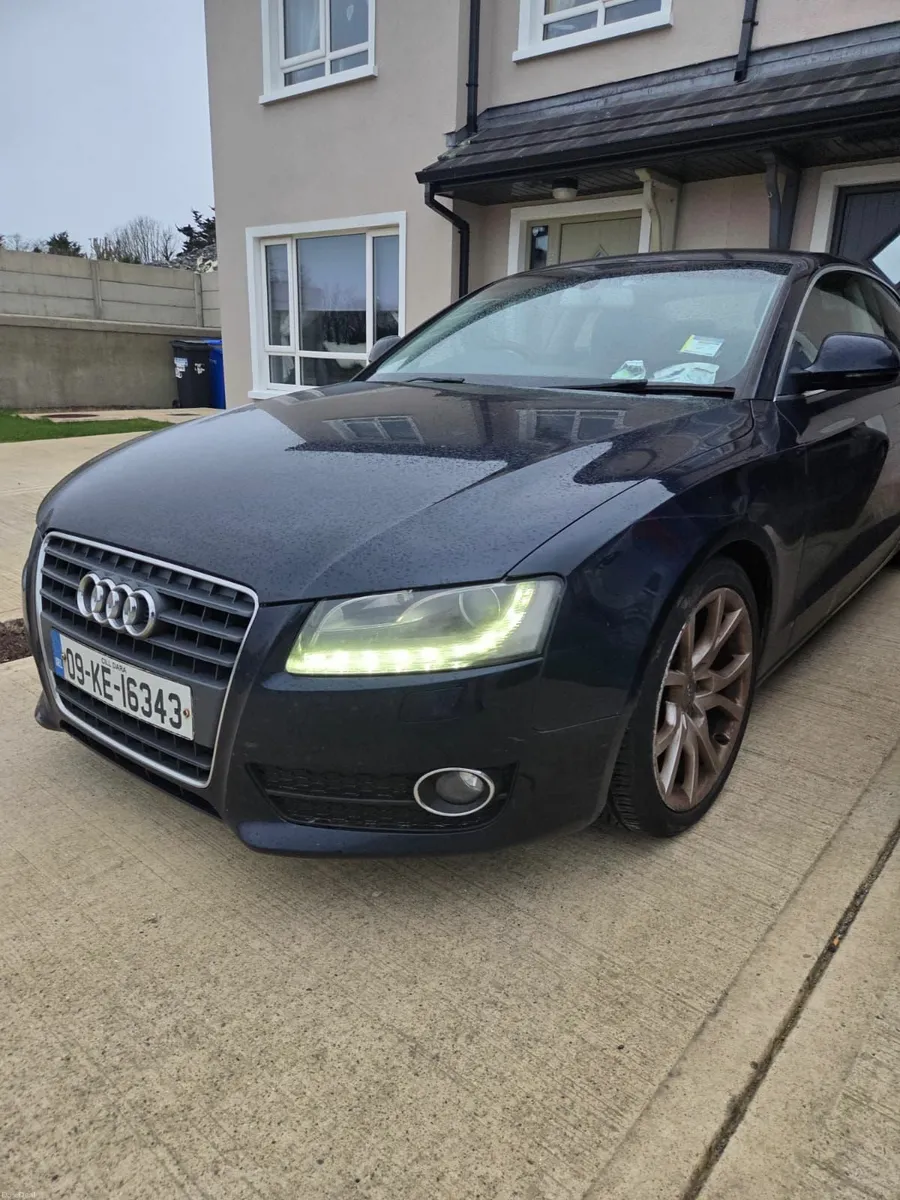 Audi A5 2009 - Image 1