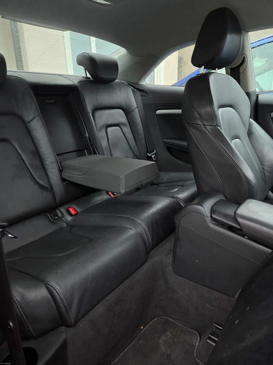 Audi A5 2009 - Image 4