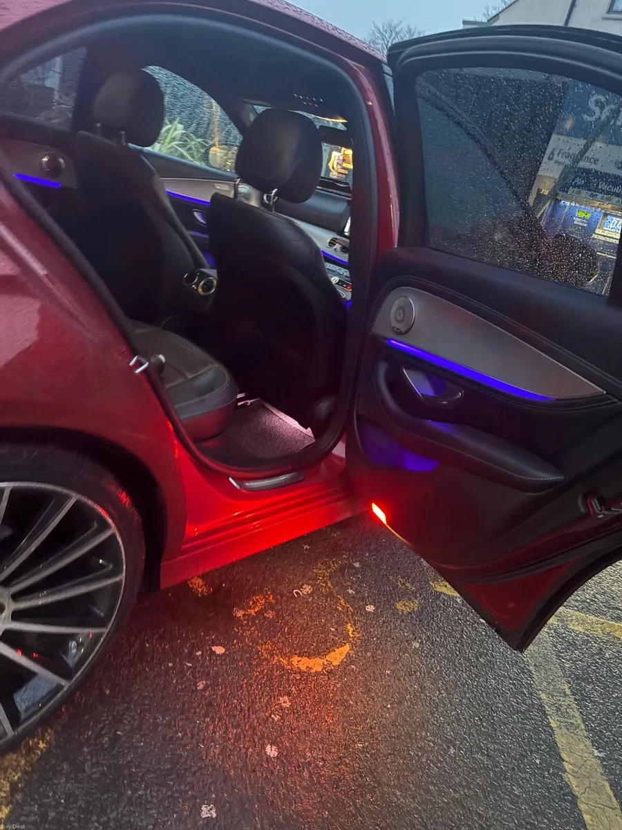 Mercedes-Benz E-Class 2018 - Image 2