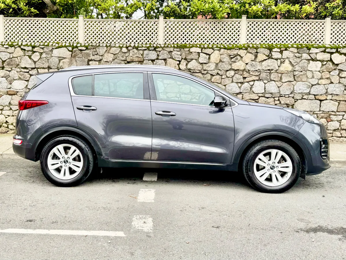 Kia Sportage 2017!!EX 5DR!! ONLY 63K MLS!!! - Image 4