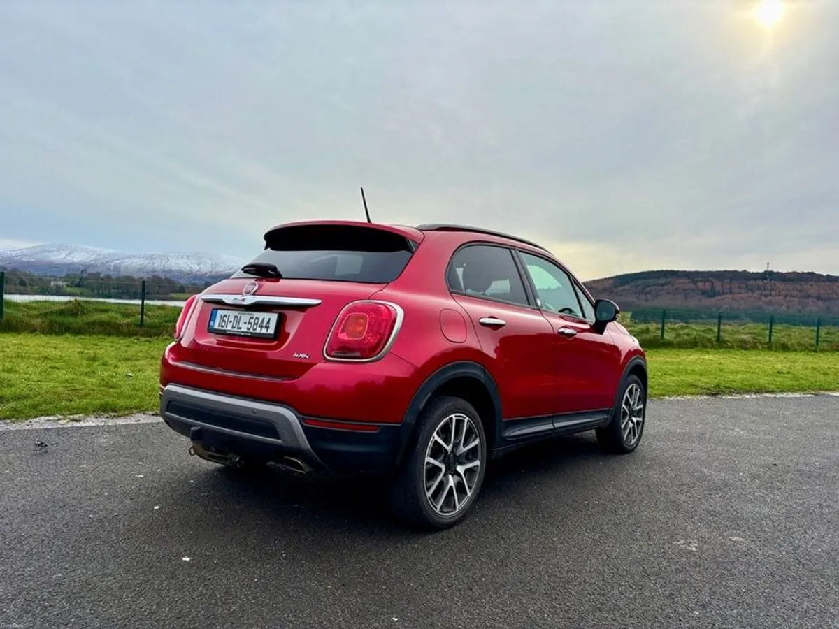 2016 Fiat 500x Opening Edition. High Spec, Automatic, 4x4, 2.0L - Image 3