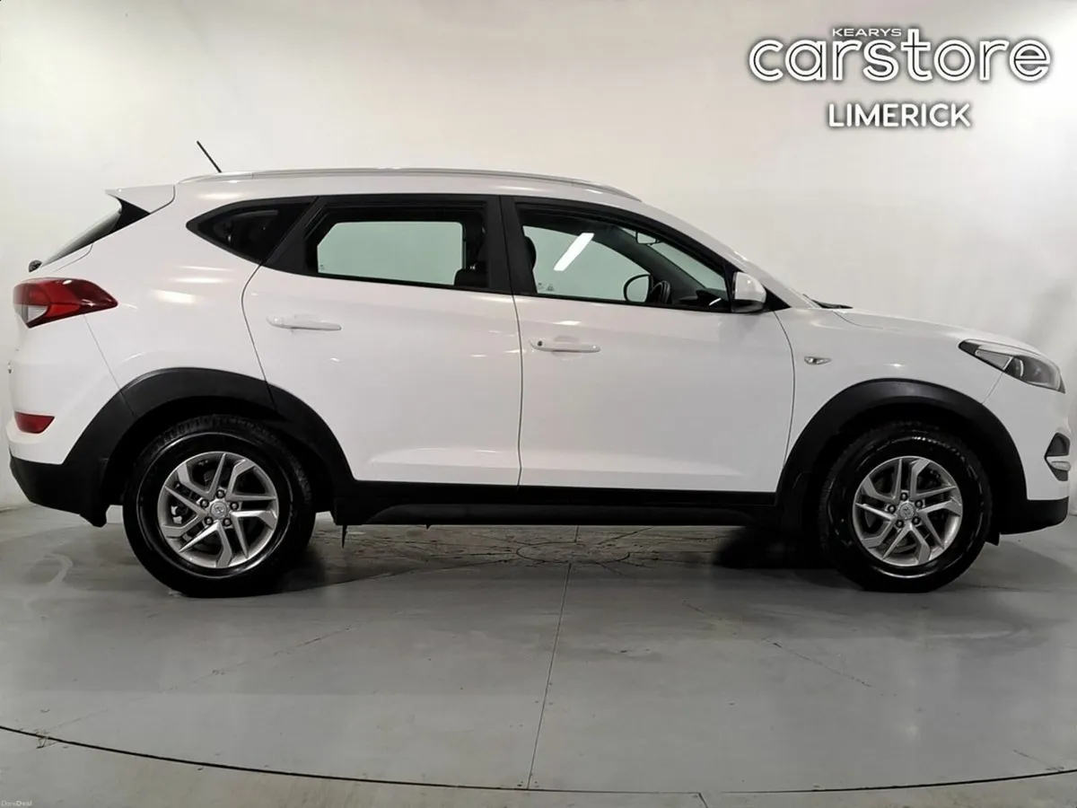 Hyundai Tucson 1.7 D Comfort - Image 2