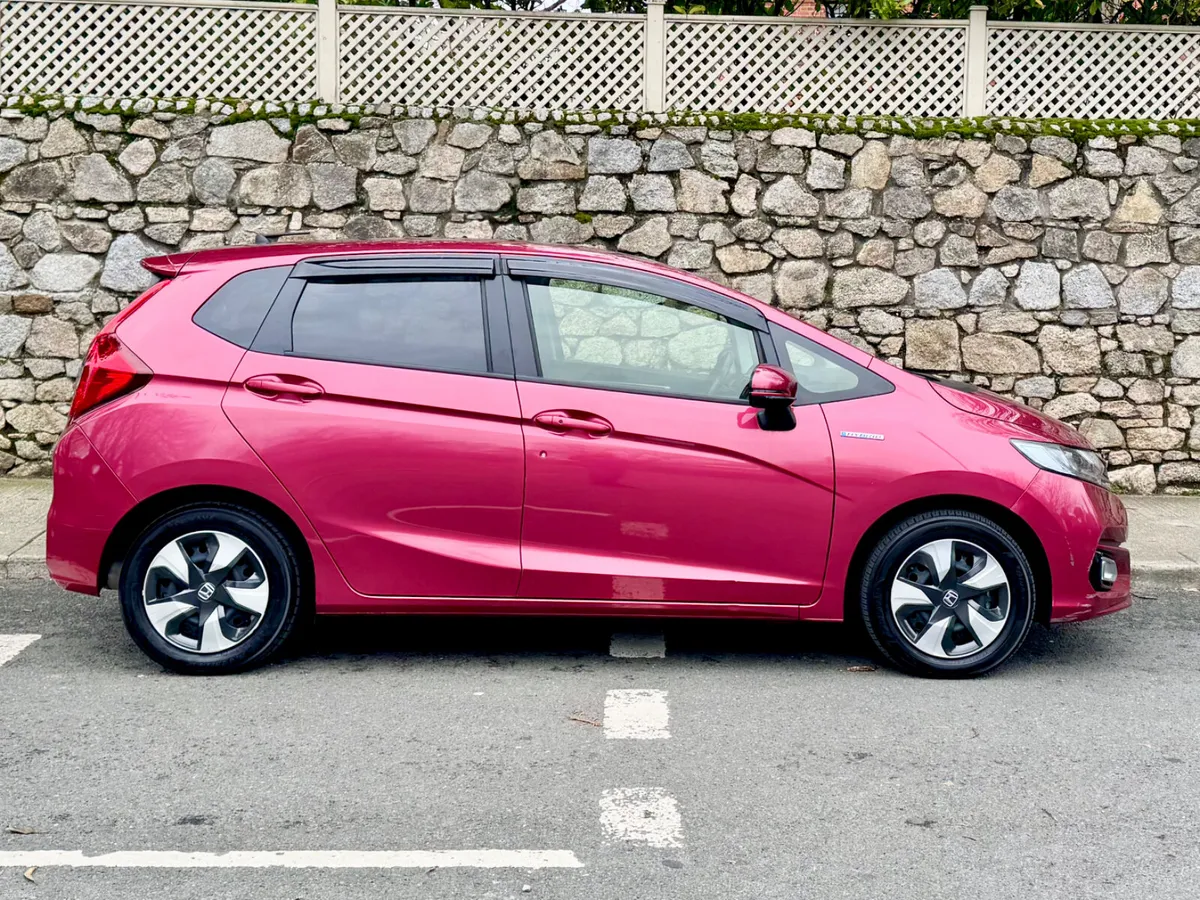 Honda Fit 2019!!HYBRID!!FULL SPEC!! ONLY 18K MLS!! - Image 3