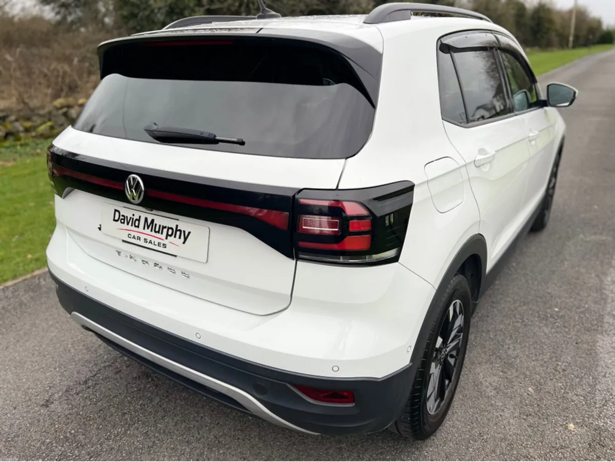 Volkswagen T-Cross Style 1.0 automatic - Image 4