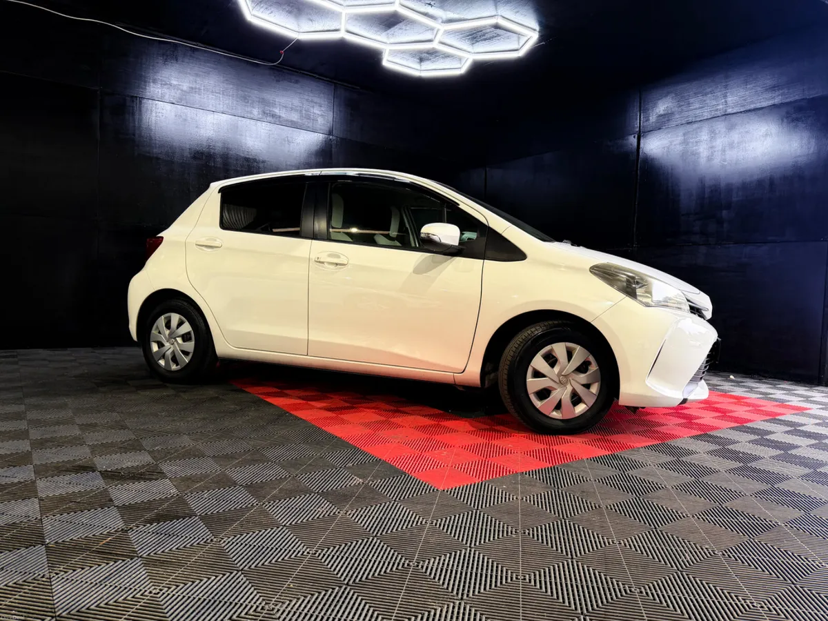 2015 Toyota Vitz (Low Mileage ) - Image 3