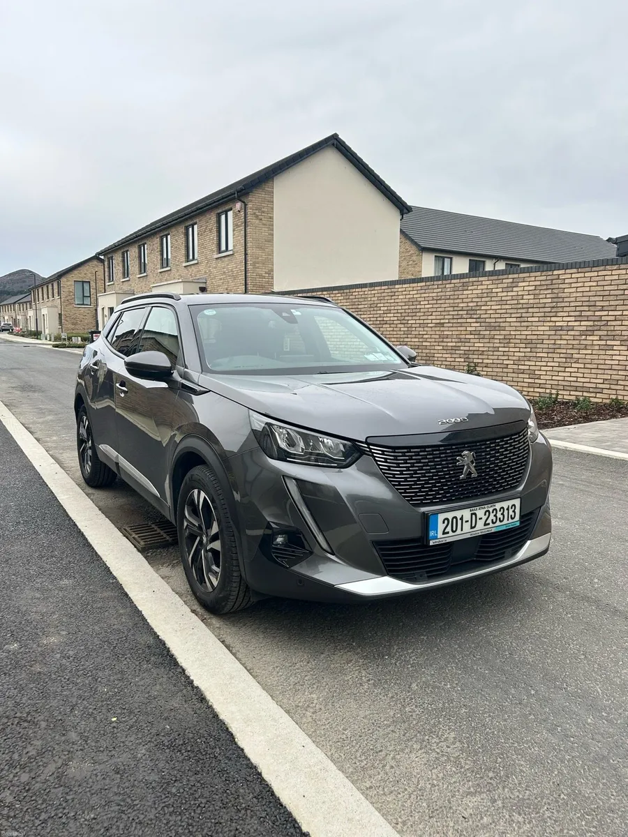 Peugeot 2008 Allure 1.2 PureTech 130 - Image 2