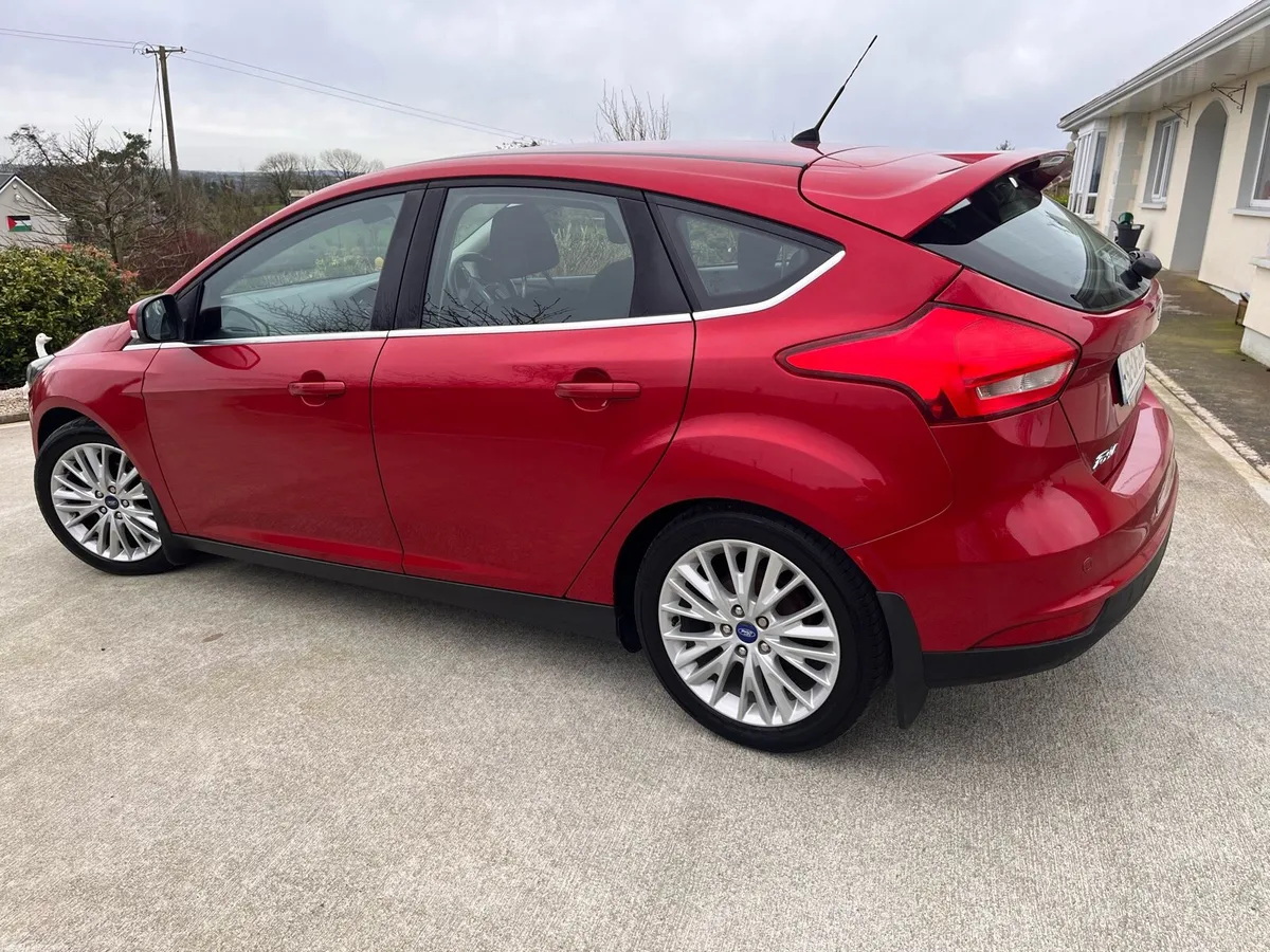 Ford Focus - Image 4