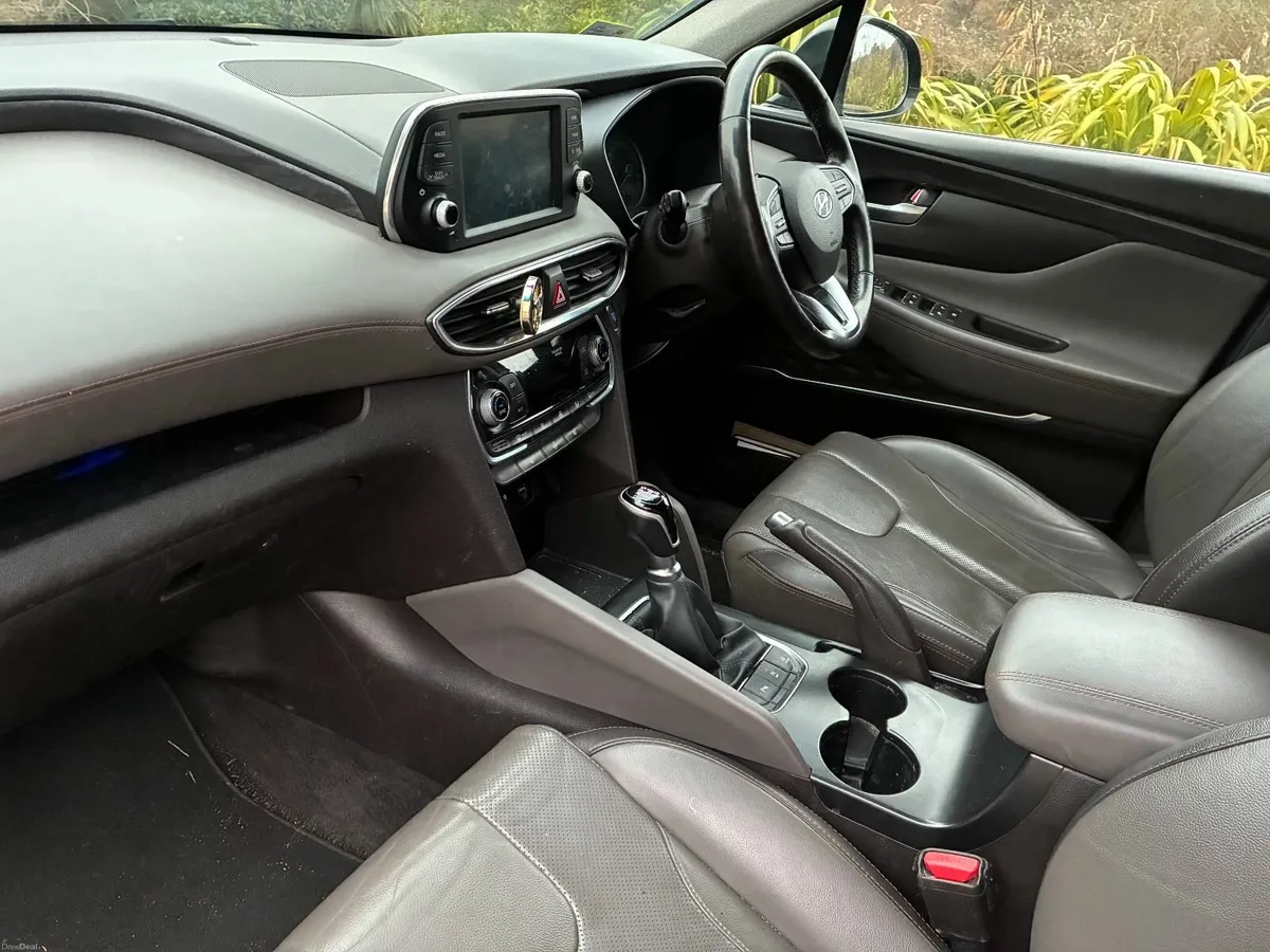 Hyundai Santa Fe Diesel 202 Reg - Image 3