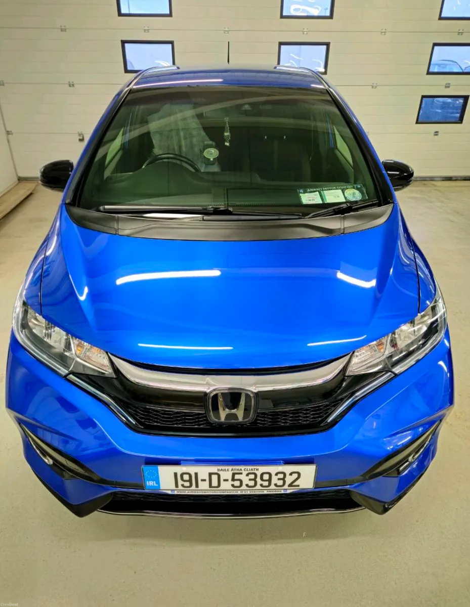 Honda FIT S Edition 4WD DRIVE - Image 2