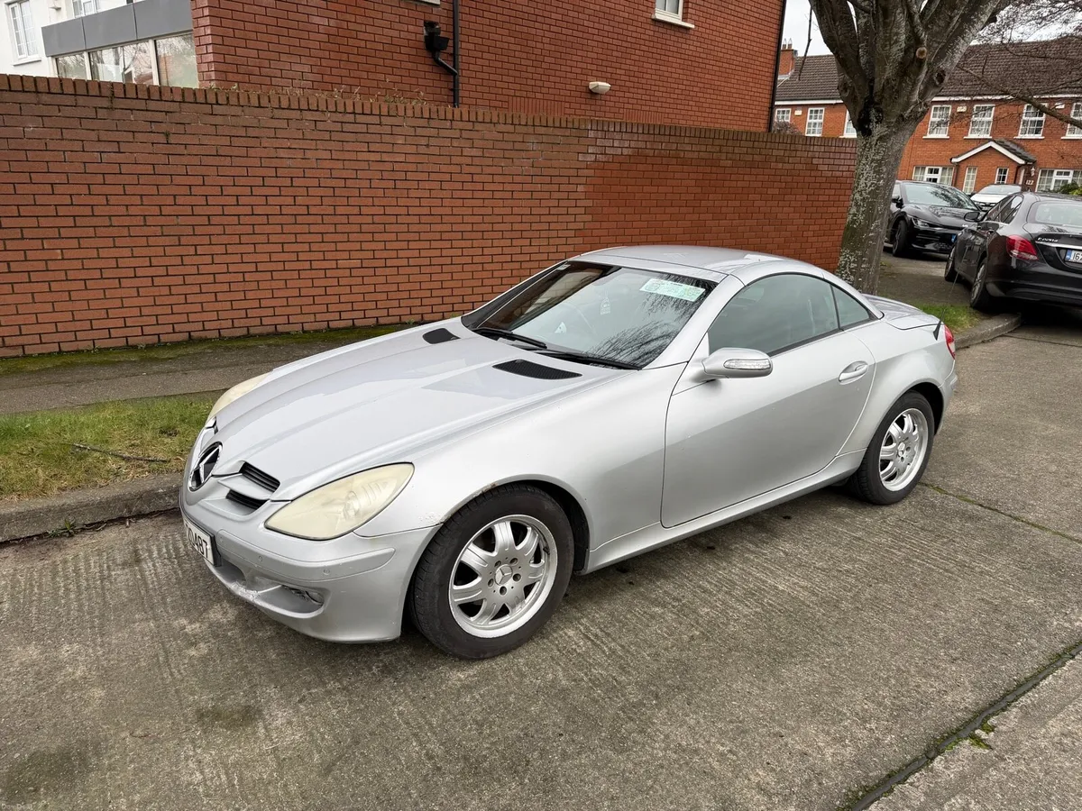 Mercedes Benz Slk 200 Convertible - Image 1