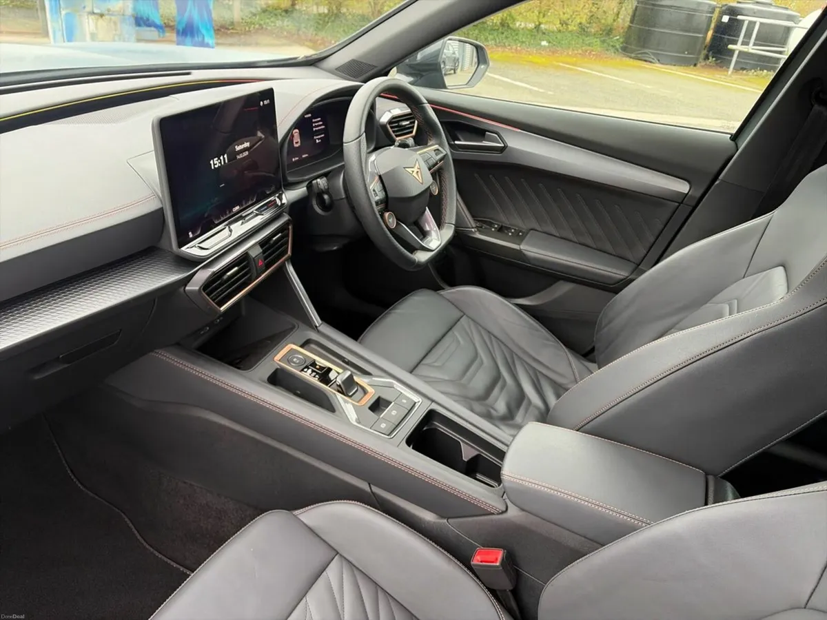 Cupra Formentor VZ e-HYBRID 272HP AUTO - Image 3