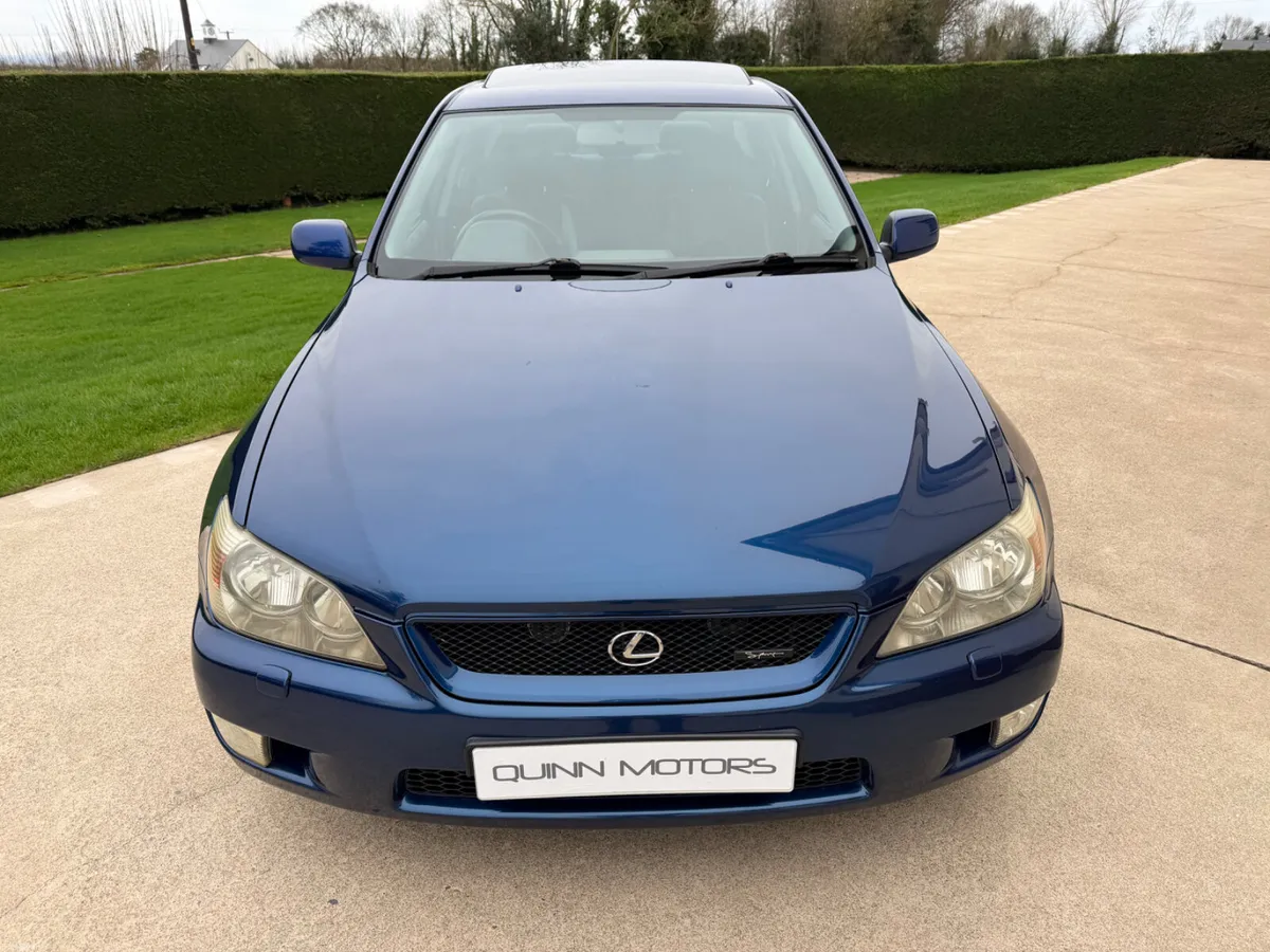 1999 LEXUS IS200 SPORT | LSD | SUNROOF | BLACK LTH - Image 2