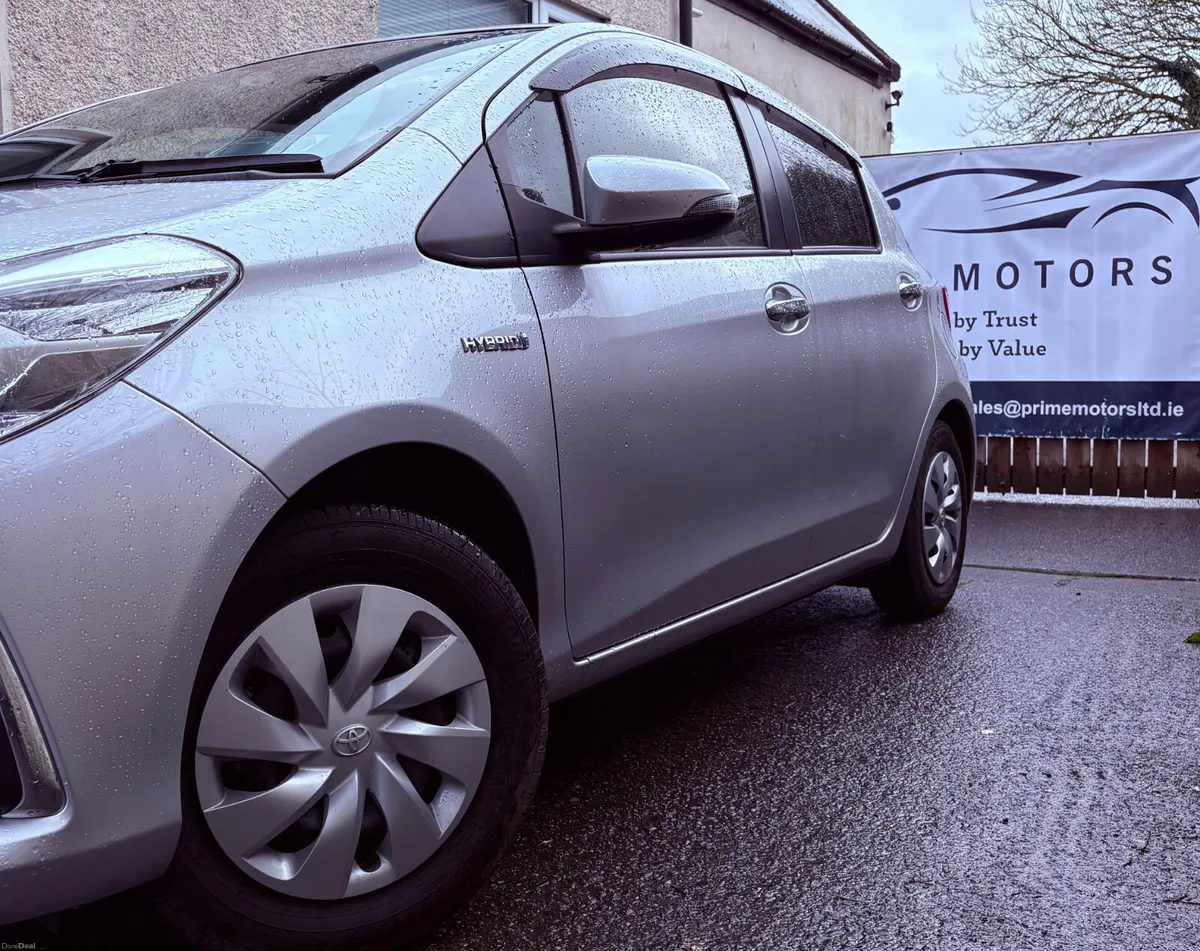 Toyota Vitz 2019 1.5Hybrid - Image 3