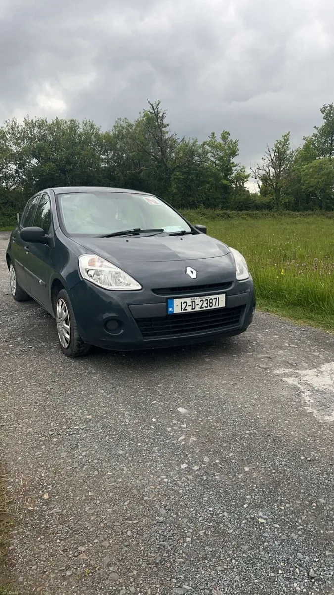 Renault Clio 2012 - Image 1