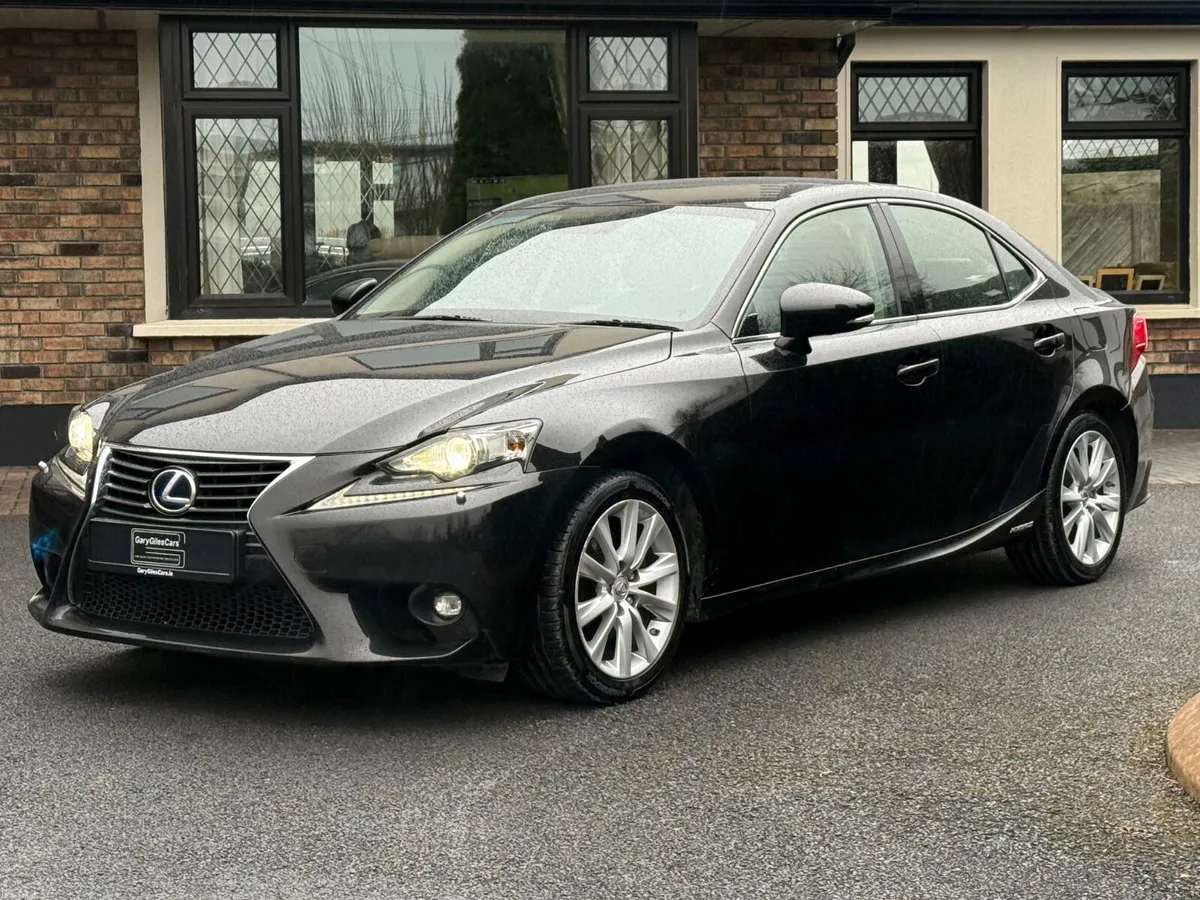 Immaculate 151 Lexus IS300h! - Image 3