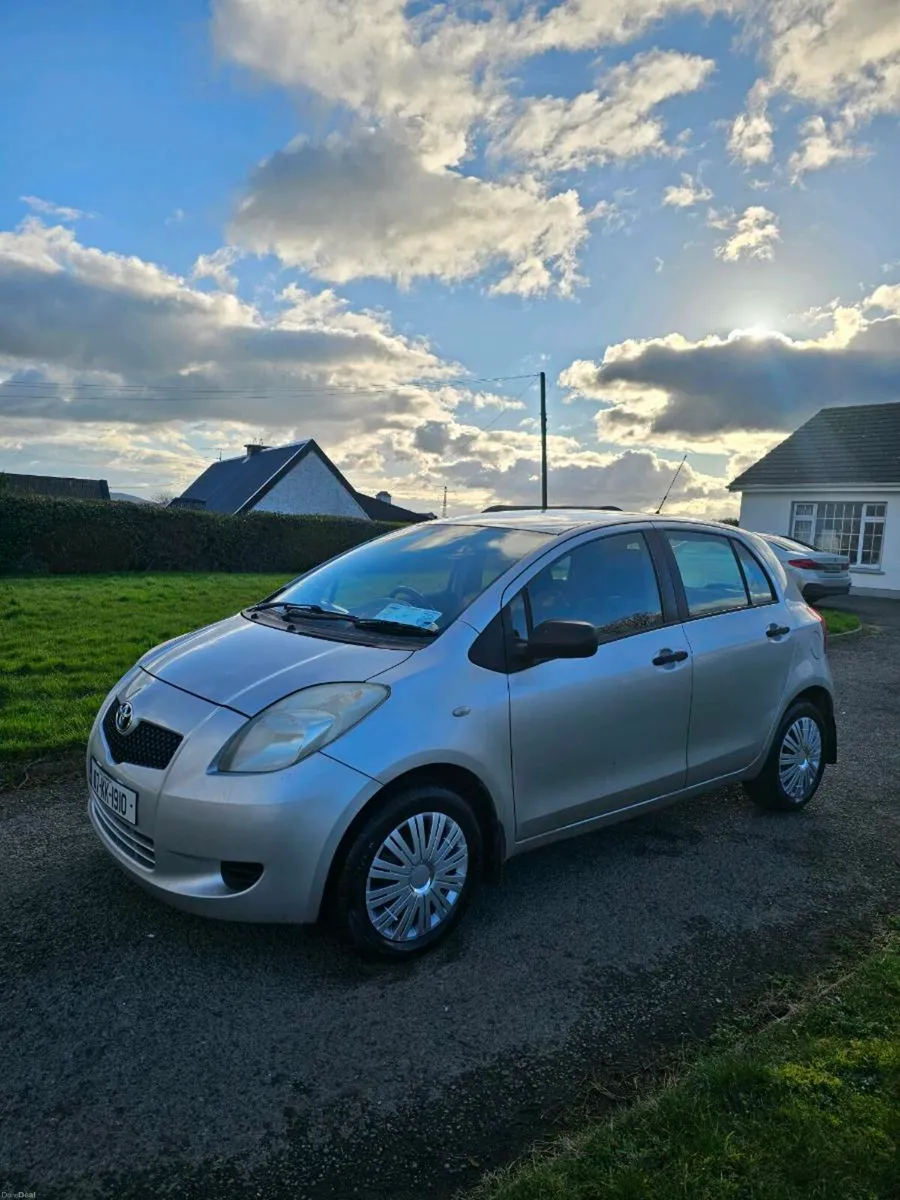 Toyota yaris - Image 4